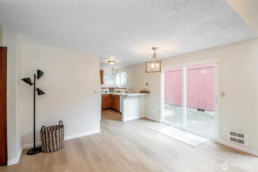Property photo for 647 Malibu Drive Se, Lacey photo 13