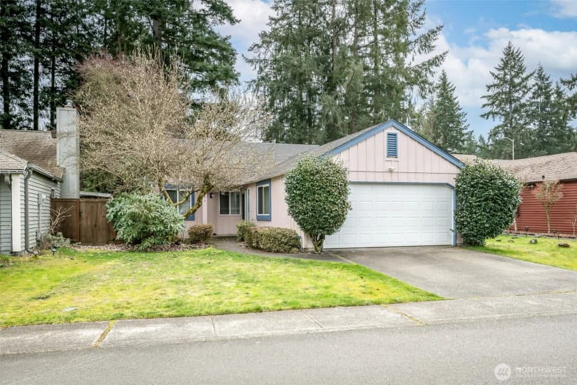 Property photo for 647 Malibu Drive Se, Lacey