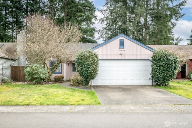 Property photo for 647 Malibu Drive Se, Lacey photo 4
