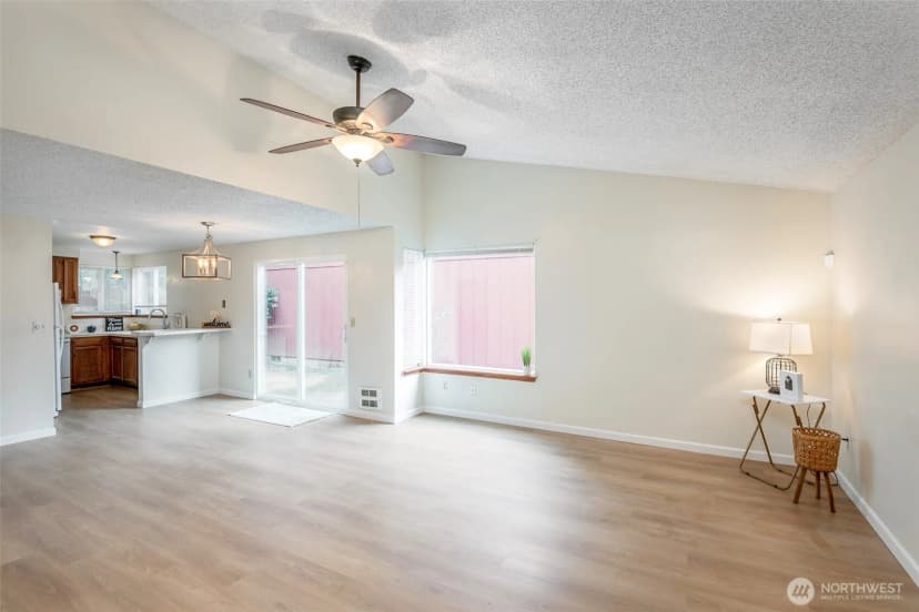Property photo for 647 Malibu Drive Se, Lacey photo 11