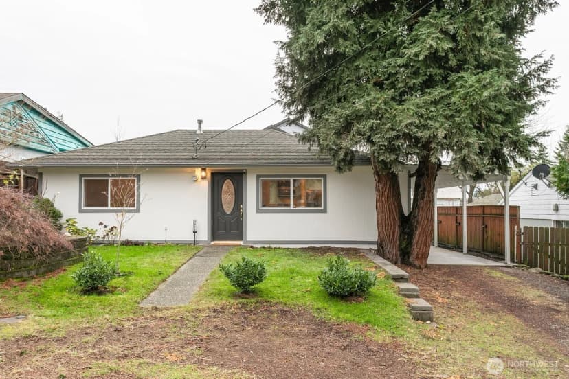 Property photo for 3513 Ne 6th Place, Renton photo 2