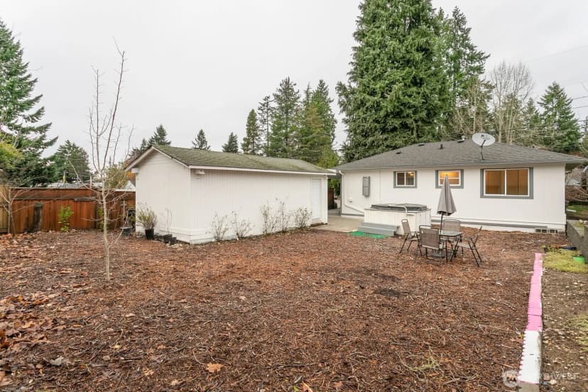 Property photo for 3513 Ne 6th Place, Renton photo 25