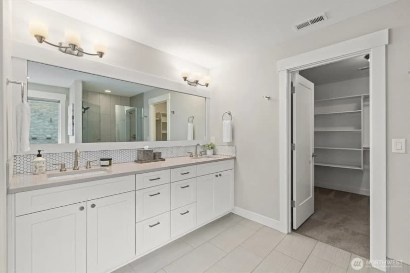 Property photo for 3308 69th Avenue Ct W, University Place photo 17