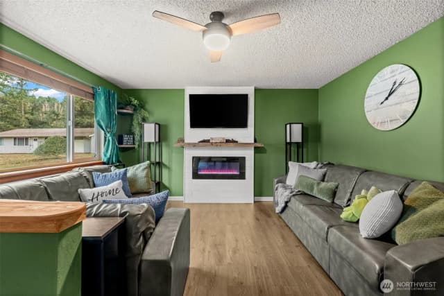 Property photo for 9312 Snowberry Circle W, University Place photo 5