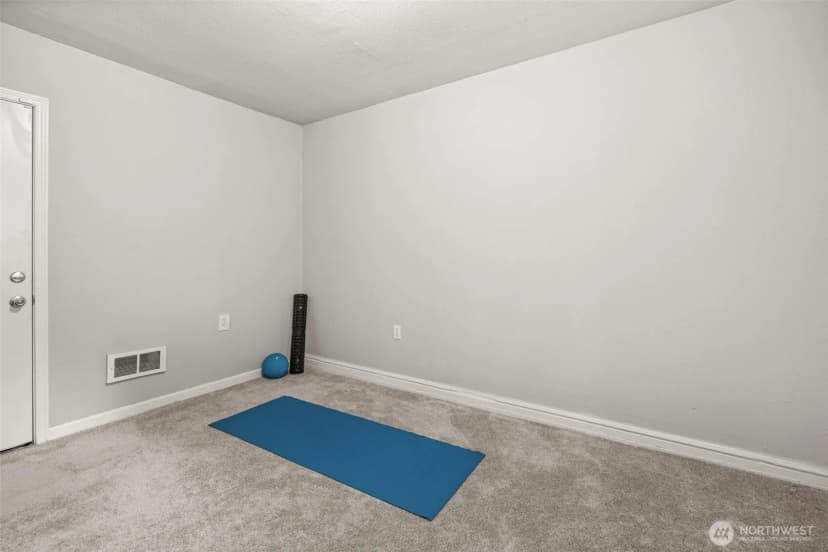 Property photo for 9312 Snowberry Circle W, University Place photo 20