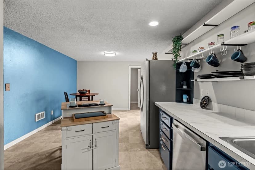 Property photo for 9312 Snowberry Circle W, University Place photo 9