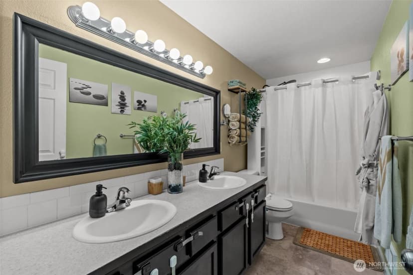 Property photo for 9312 Snowberry Circle W, University Place photo 14