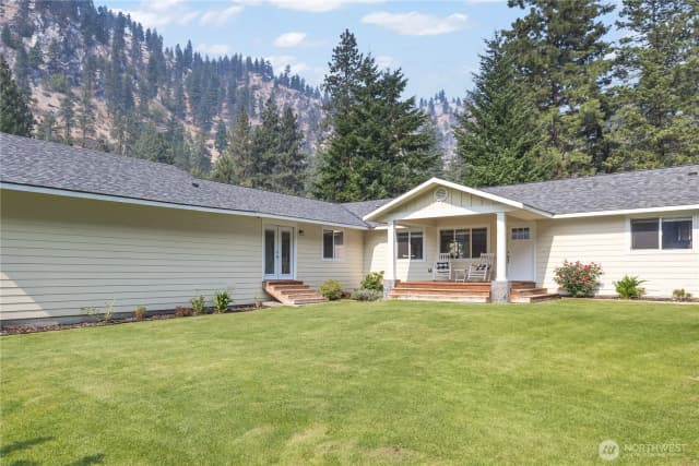 Property photo for 4621 Navarre Coulee Road, Chelan photo 5