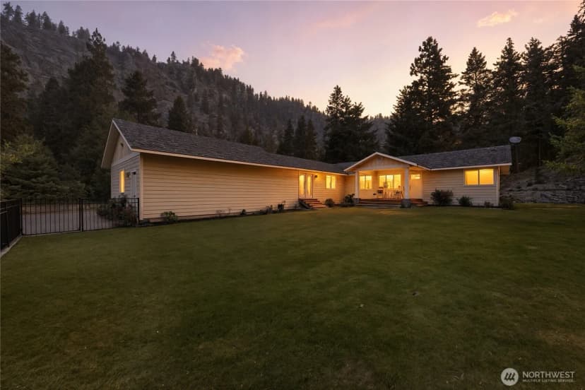 Property photo for 4621 Navarre Coulee Road, Chelan photo 4