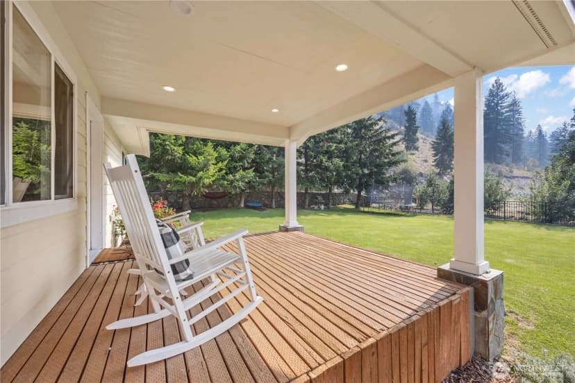 Property photo for 4621 Navarre Coulee Road, Chelan photo 6