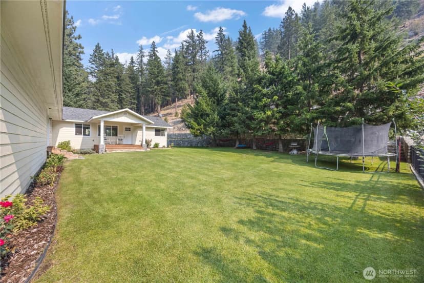 Property photo for 4621 Navarre Coulee Road, Chelan photo 3