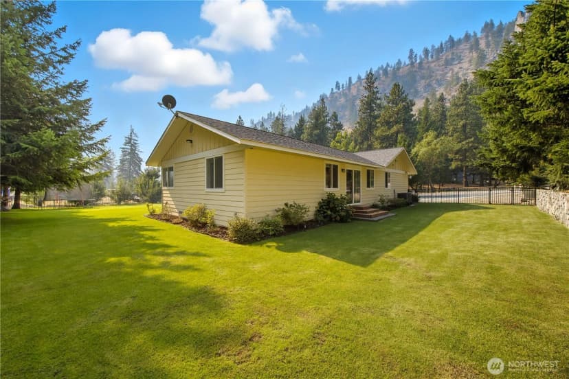 Property photo for 4621 Navarre Coulee Road, Chelan photo 7