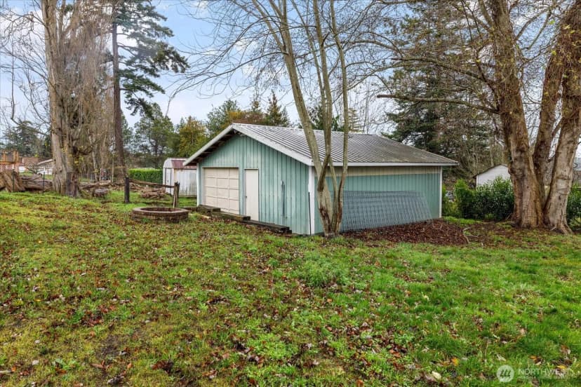 Property photo for 1321 Orchard Loop, Oak Harbor photo 31