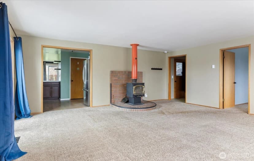 Property photo for 1321 Orchard Loop, Oak Harbor photo 13