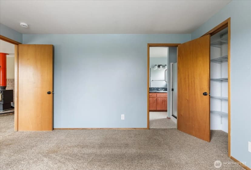 Property photo for 1321 Orchard Loop, Oak Harbor photo 16