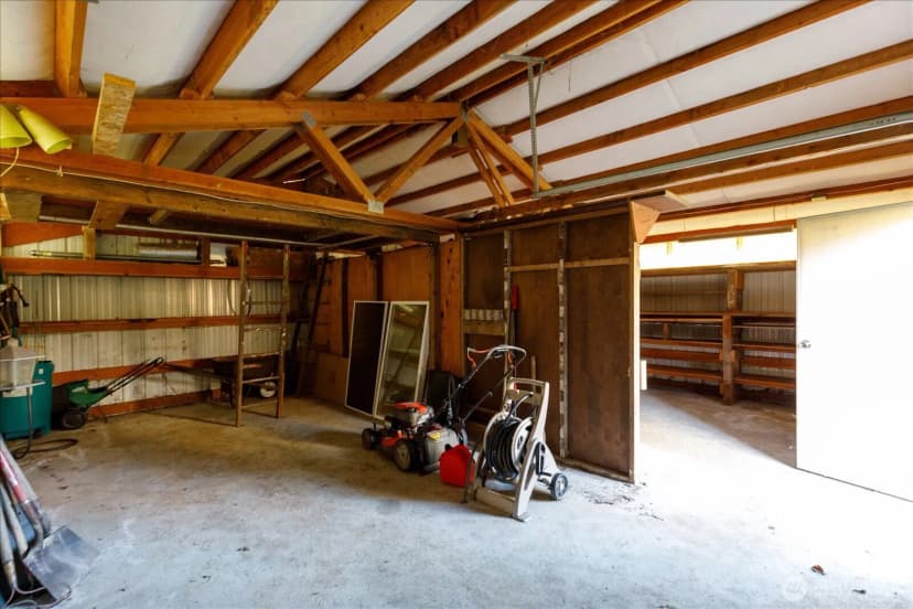 Property photo for 1321 Orchard Loop, Oak Harbor photo 32