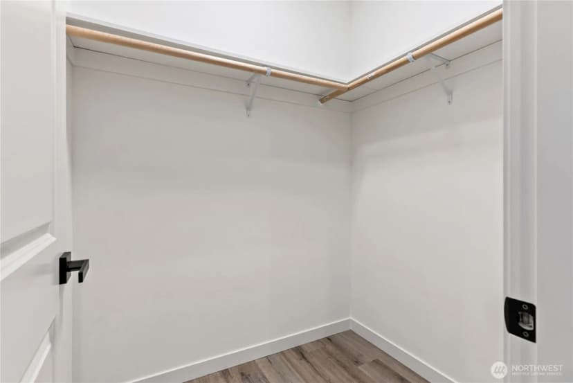 Property photo for 13902 Lakeview Way Nw, Gig Harbor photo 18