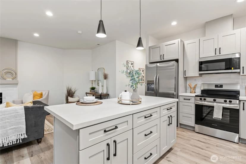 Property photo for 13902 Lakeview Way Nw, Gig Harbor photo 17