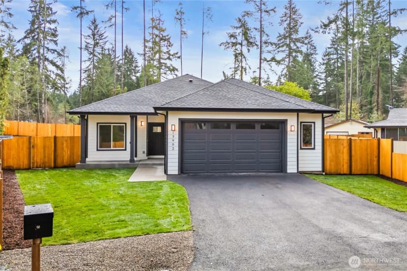 Property photo for 13902 Lakeview Way Nw, Gig Harbor photo 40