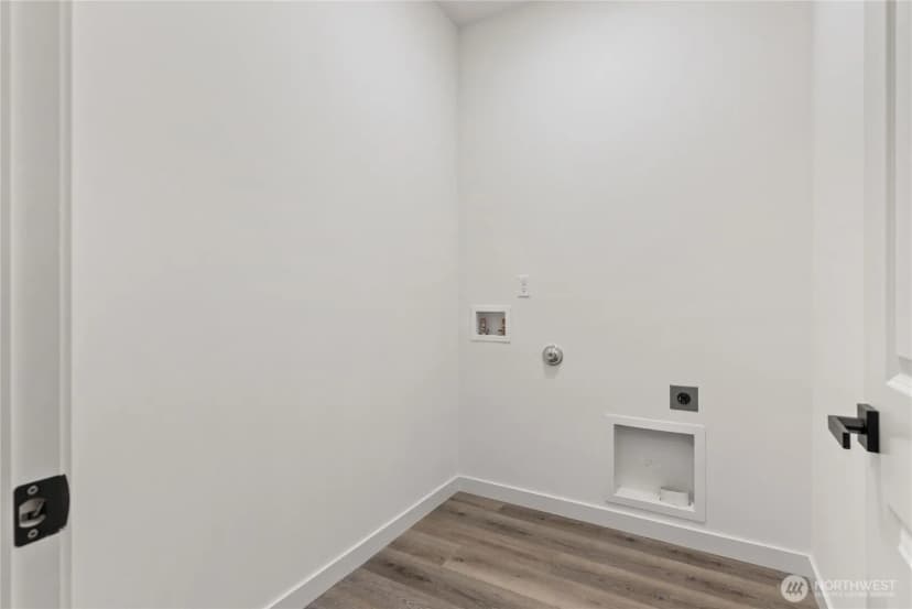 Property photo for 13902 Lakeview Way Nw, Gig Harbor photo 31