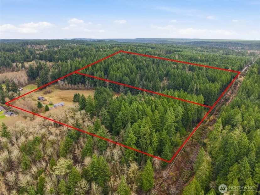 Property photo for 22628 Holgar Court Ne, Poulsbo photo 8