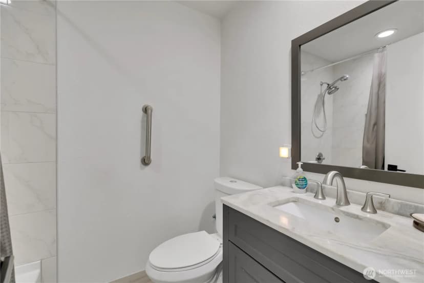 Property photo for 36310 28th Avenue S, Federal Way photo 18