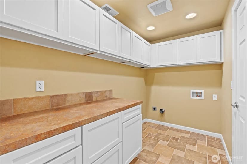 Property photo for 1005 62nd Avenue Ne, Tacoma photo 26