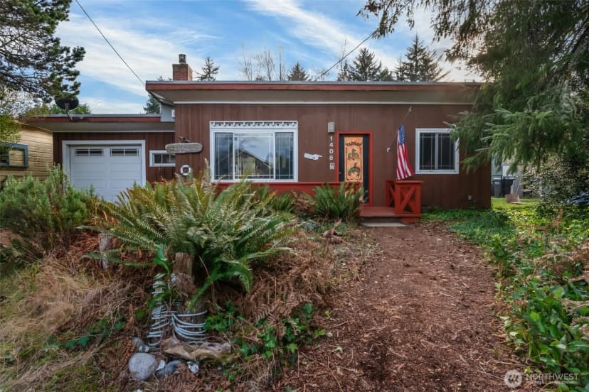 Property photo for 1408 250th Place, Ocean Park