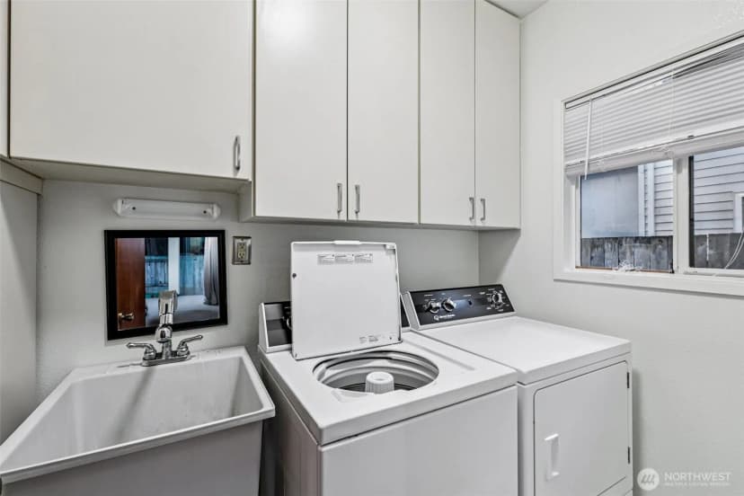 Property photo for 12465 Wedgewood Drive, Burlington photo 17