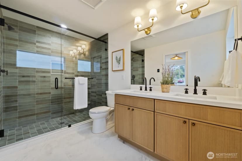 Property photo for 217 Nw 45th Street, Seattle photo 19