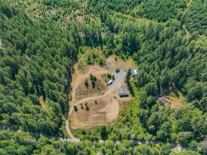 Property photo for 19002 Sorenson Road Se, Yelm photo 8