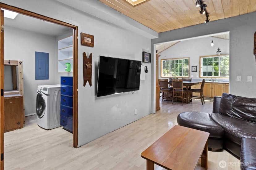 Property photo for 19002 Sorenson Road Se, Yelm photo 18