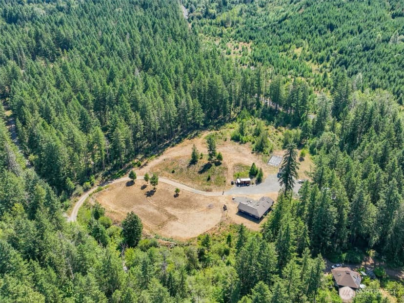 Property photo for 19002 Sorenson Road Se, Yelm photo 9