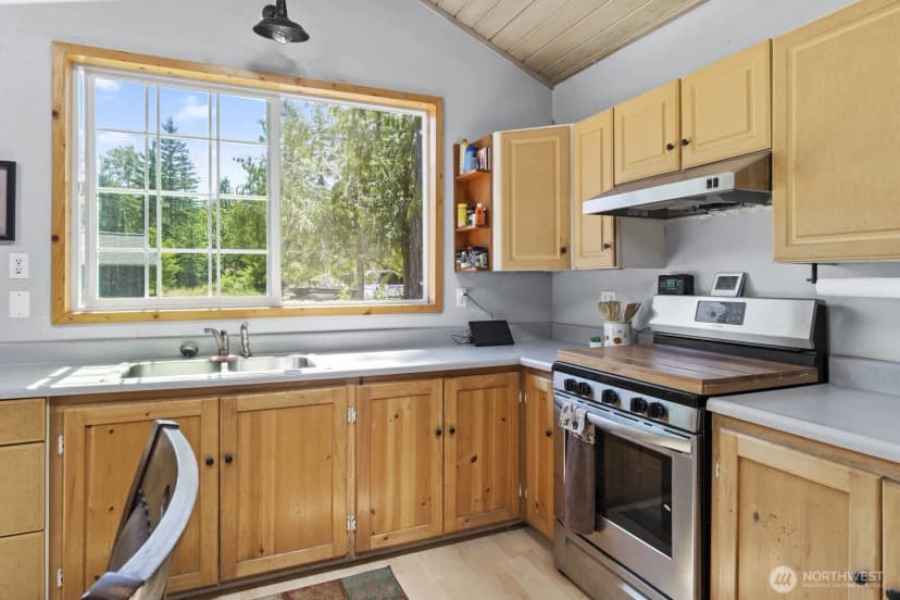 Property photo for 19002 Sorenson Road Se, Yelm photo 14