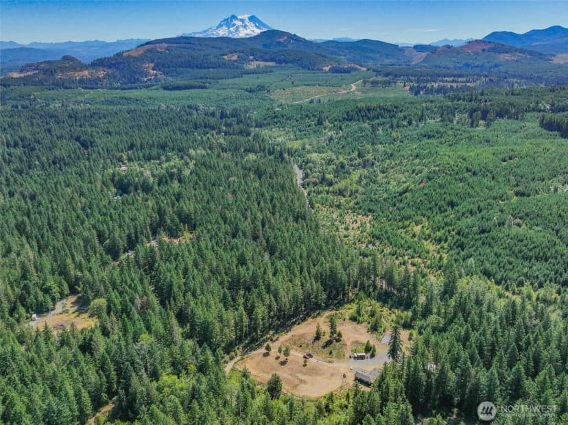 Property photo for 19002 Sorenson Road Se, Yelm photo 7