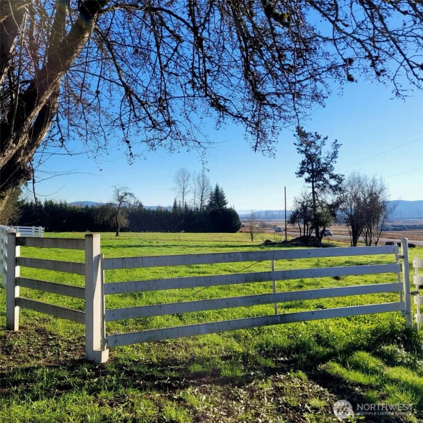 Property photo for 14626 Roosevelt Road, Snohomish photo 13