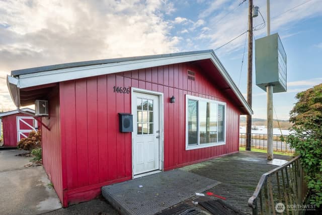 Property photo for 14626 Roosevelt Road, Snohomish photo 3