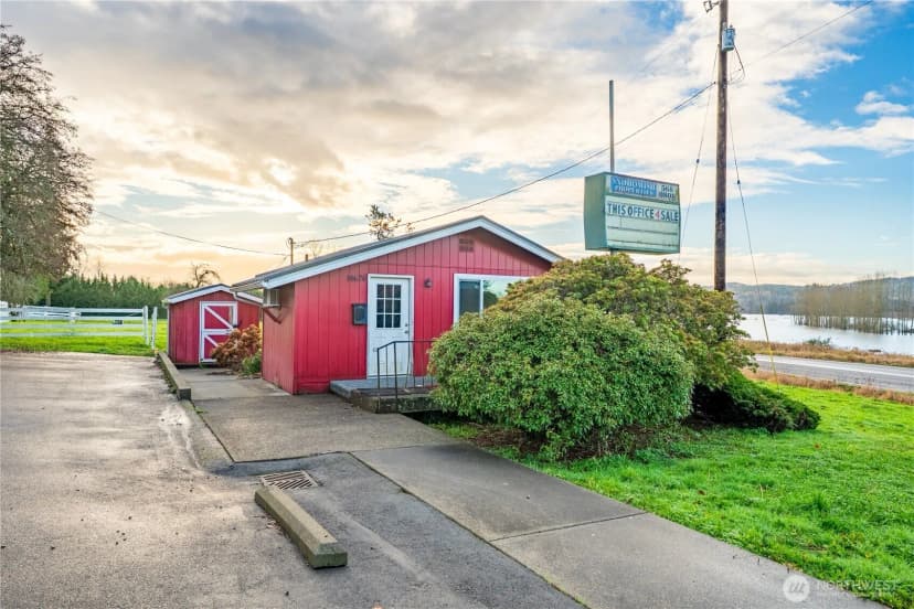 Property photo for 14626 Roosevelt Road, Snohomish