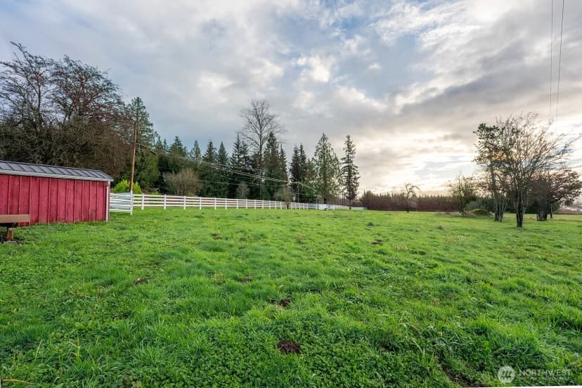 Property photo for 14626 Roosevelt Road, Snohomish photo 21