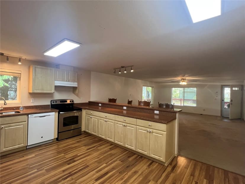 Property photo for 30211 O Place, Ocean Park photo 8