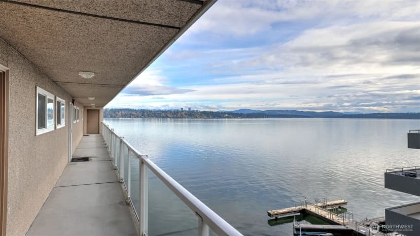 Property photo for 1800 43rd Avenue E #401, Seattle photo 33