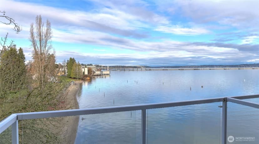 Property photo for 1800 43rd Avenue E #401, Seattle photo 26