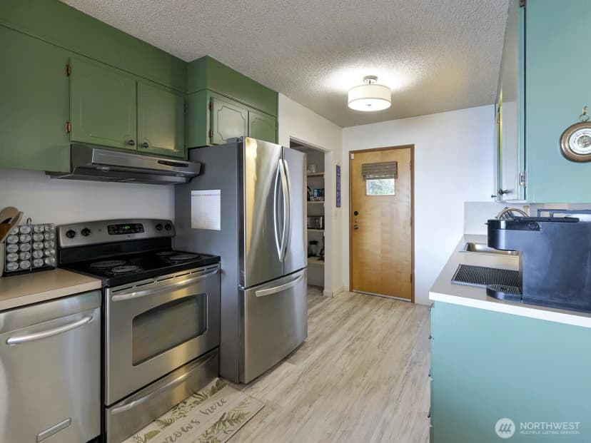 Property photo for 8038 61st Avenue Ne, Olympia photo 10
