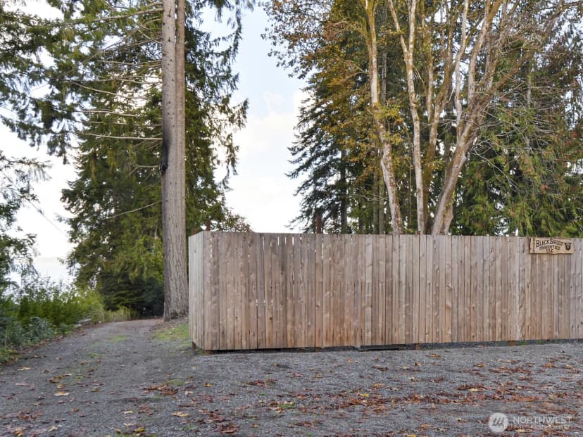 Property photo for 8038 61st Avenue Ne, Olympia photo 23