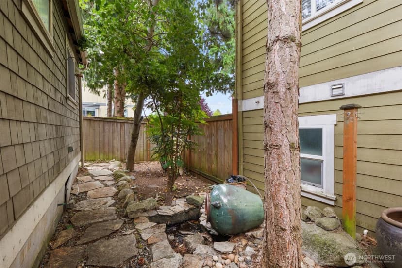 Property photo for 1717 E Spruce St., Seattle photo 24