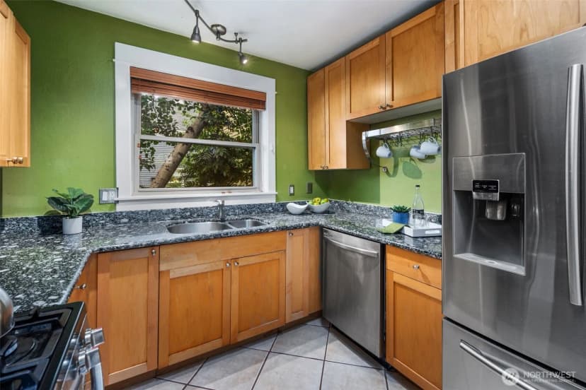 Property photo for 1717 E Spruce St., Seattle photo 11
