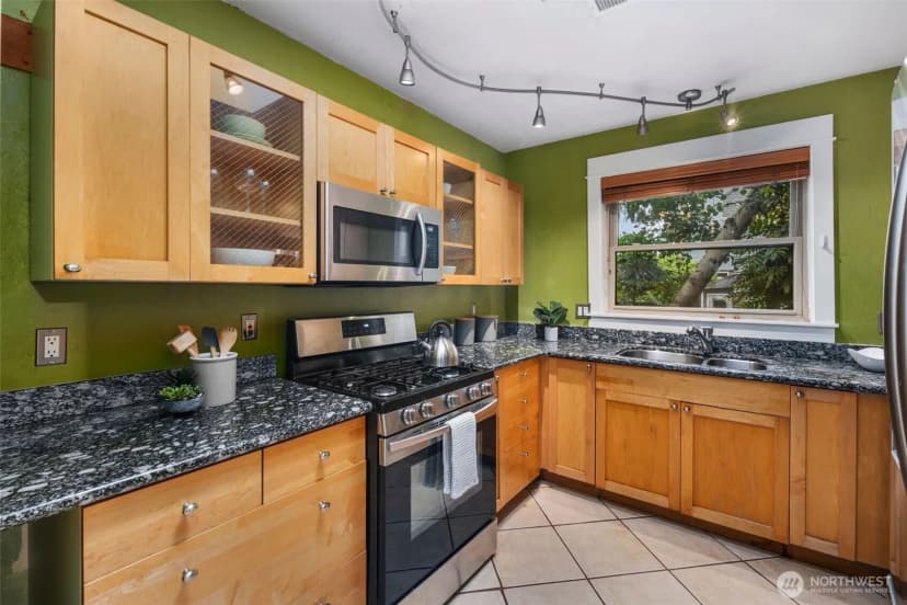 Property photo for 1717 E Spruce St., Seattle photo 10