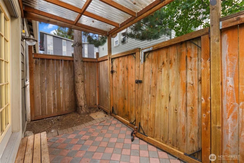 Property photo for 1717 E Spruce St., Seattle photo 20