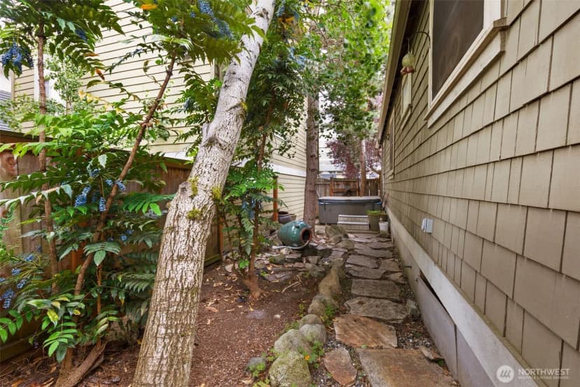 Property photo for 1717 E Spruce St., Seattle photo 22