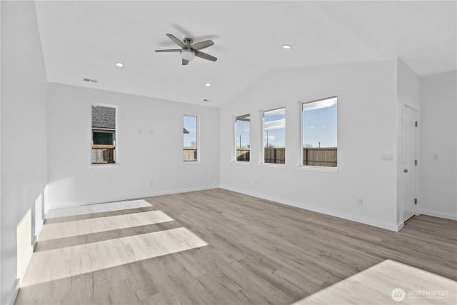 Property photo for 606 4th Street, Mattawa photo 5